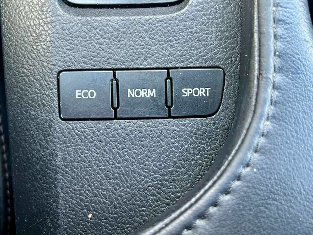 Used 2013 Toyota Avalon XLE image 26