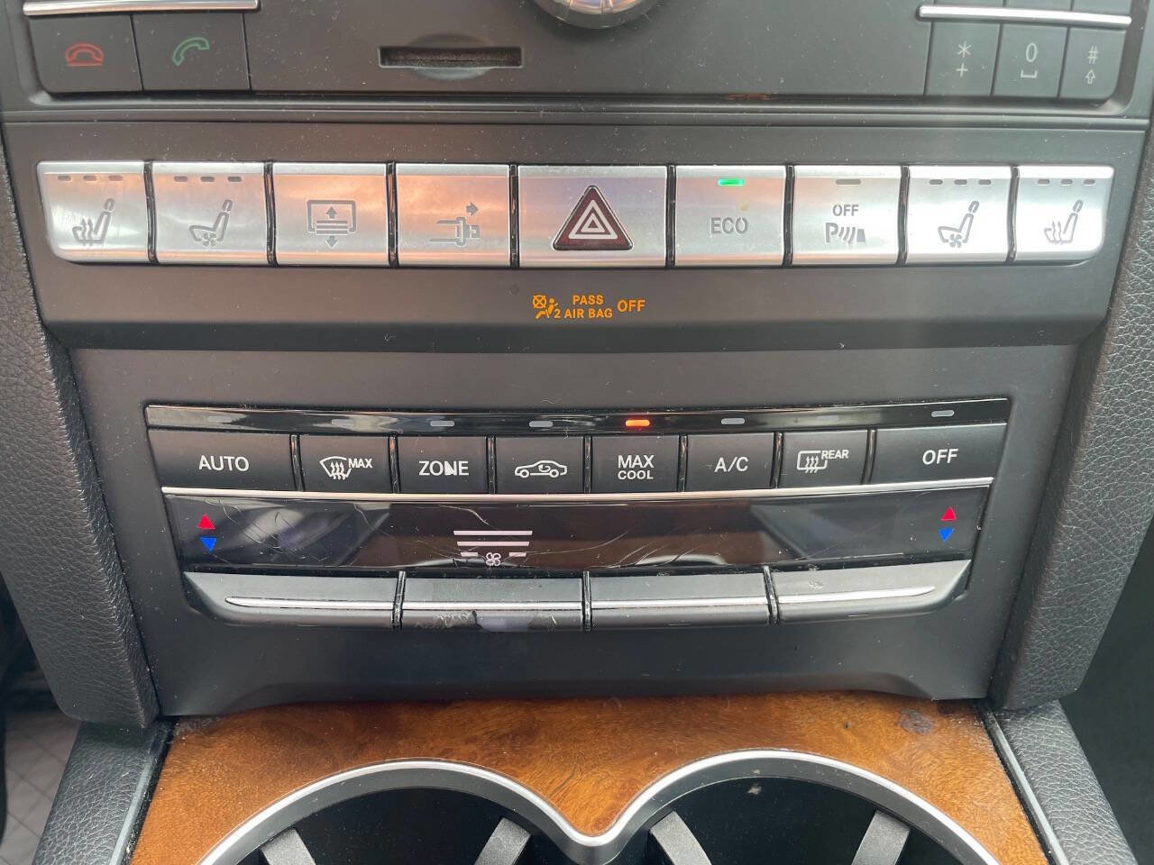 Used 2016 Mercedes-Benz E 400 Coupe image 23