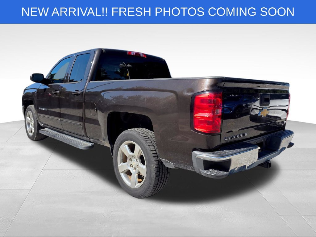 Used 2018 Chevrolet Silverado 1500 LT w/ All Star Edition RWD image 4