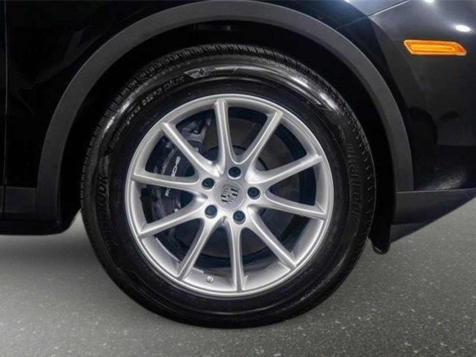 Used 2024 Porsche Cayenne image 7