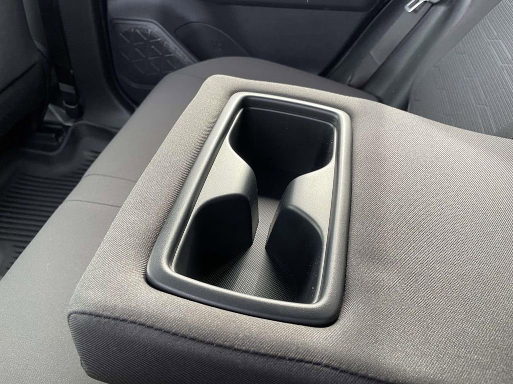 Used 2023 Toyota RAV4 SE image 12