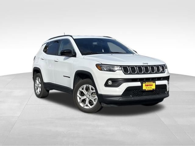 Used 2024 Jeep Compass Latitude