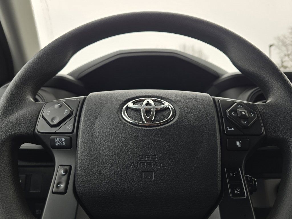 Used 2020 Toyota Tacoma SR w/ SX Package image 19