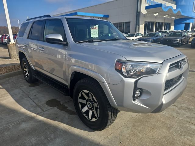 Used 2024 Toyota 4Runner TRD Off-Road image 7