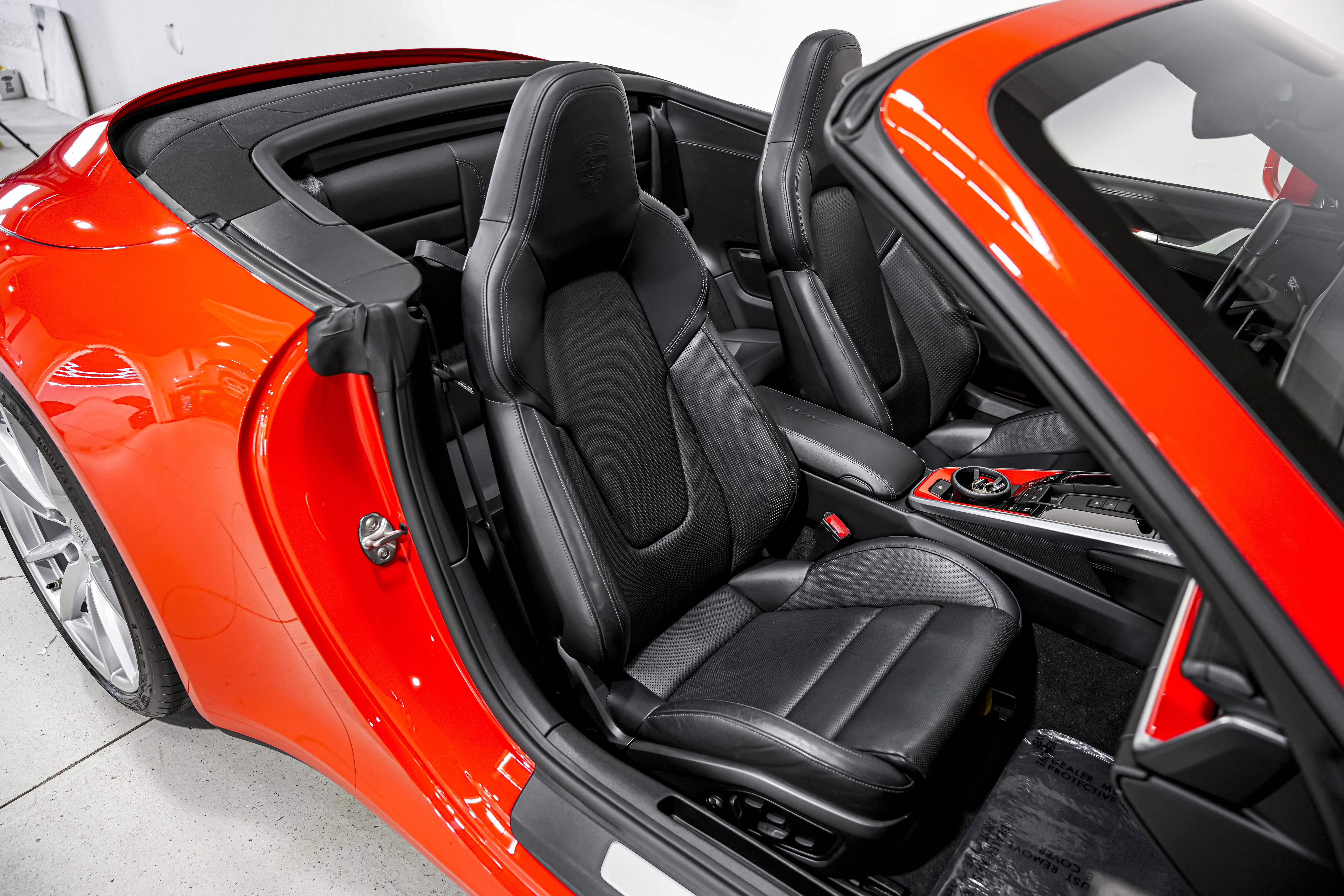 Used 2022 Porsche 911 Carrera image 34