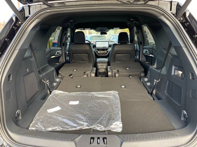New 2026 Ford Explorer ST-Line image 27