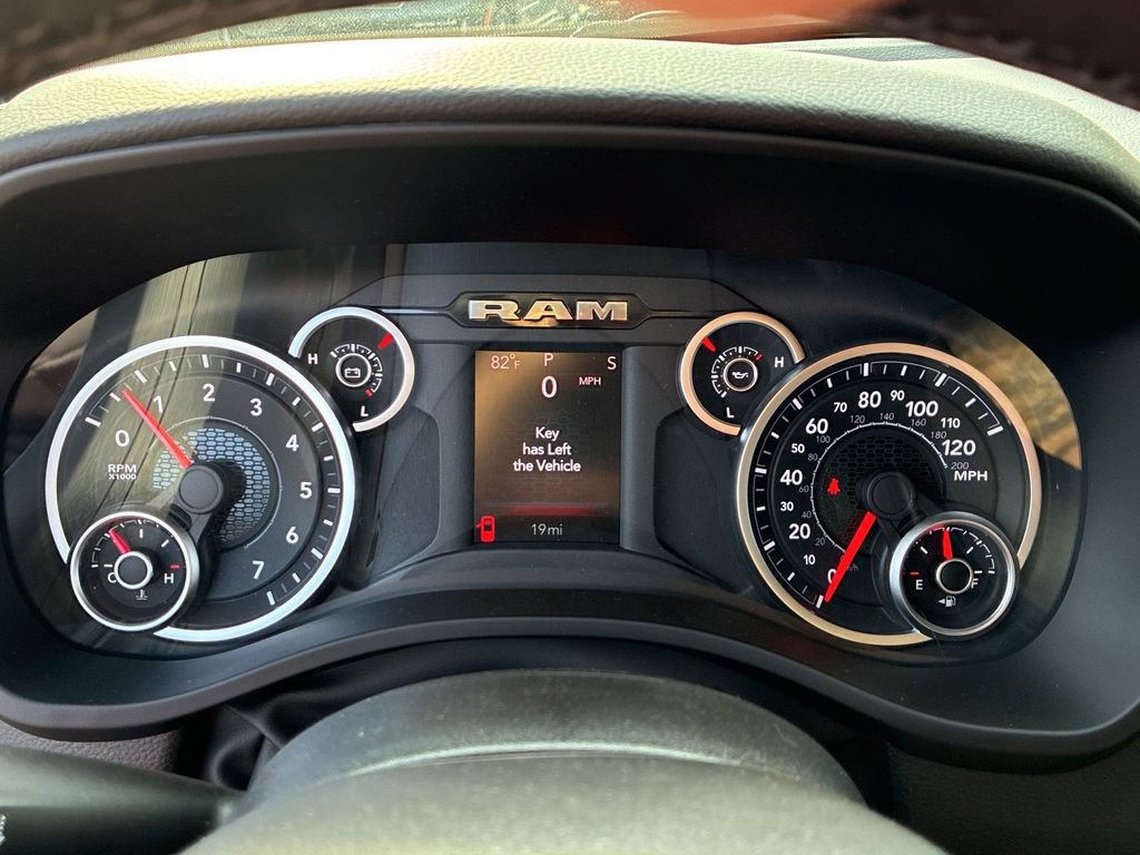 New 2027 RAM 1500 Big Horn w/ Night Edition AWD/4WD image 18