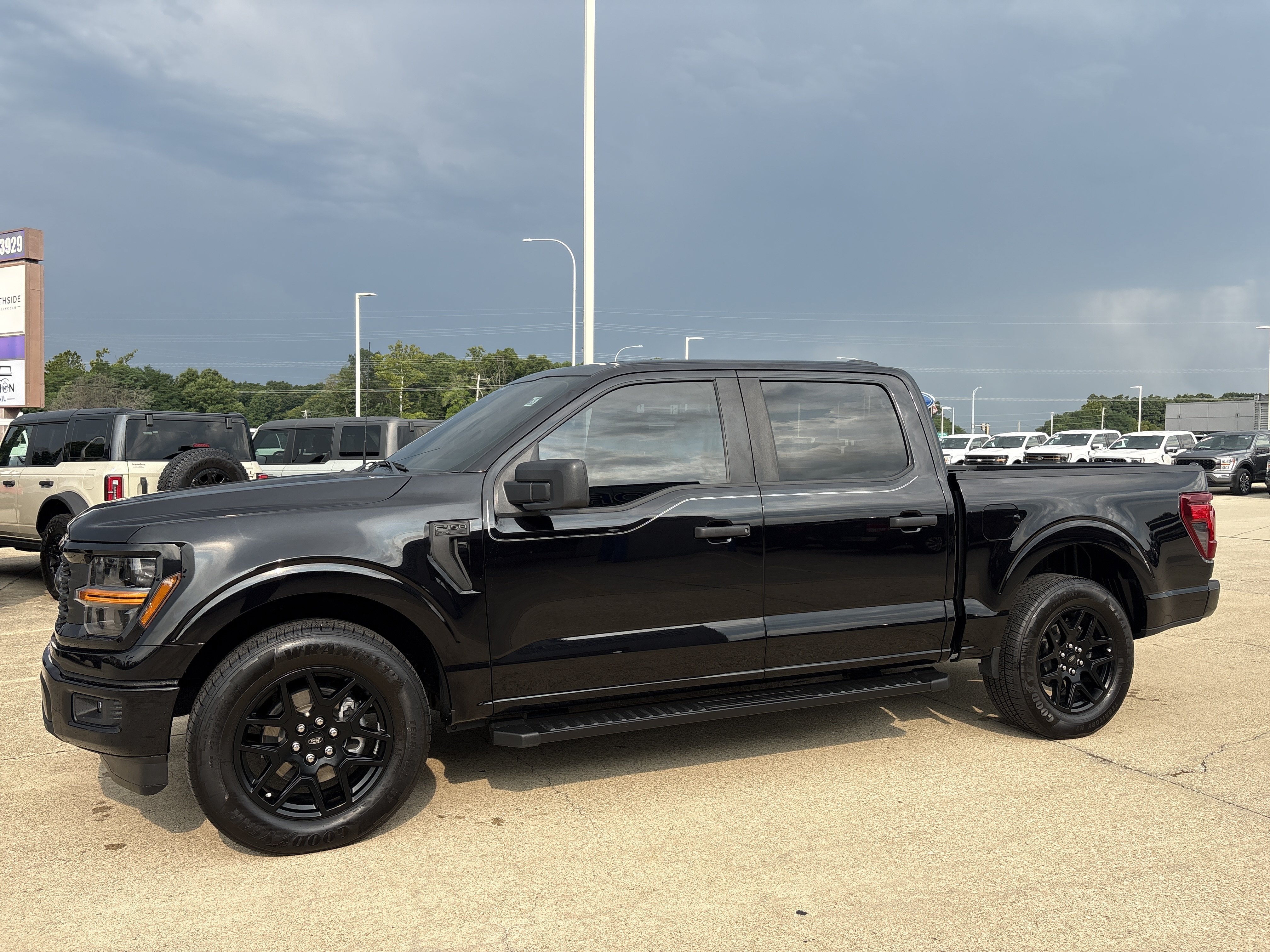 Used 2025 Ford F150 STX w/ STX Black Appearance Package RWD image 3
