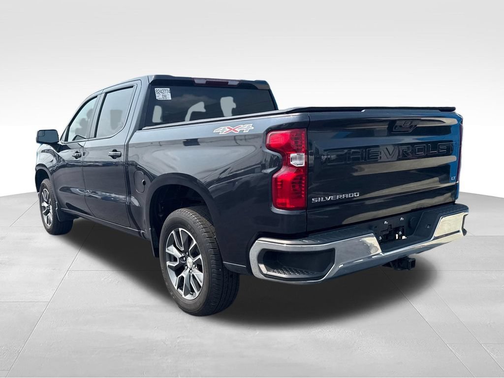 Used 2023 Chevrolet Silverado 1500 LT AWD/4WD image 4