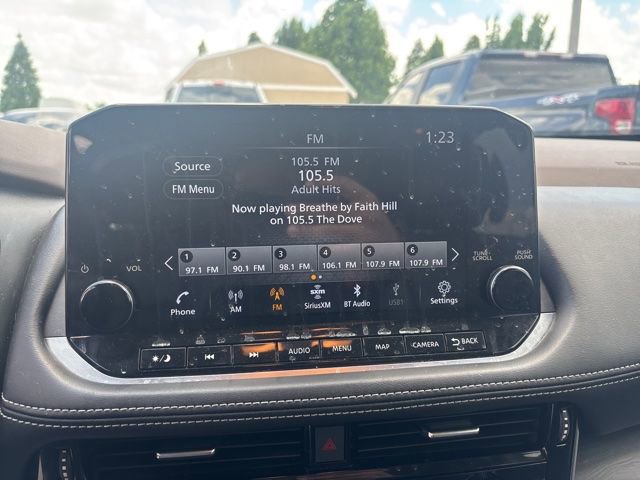 Used 2022 Nissan Rogue Platinum w/ Head-Up Display Package FWD image 12