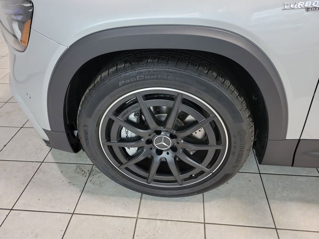 Used 2024 Mercedes-Benz GLB 35 AMG 4MATIC image 54