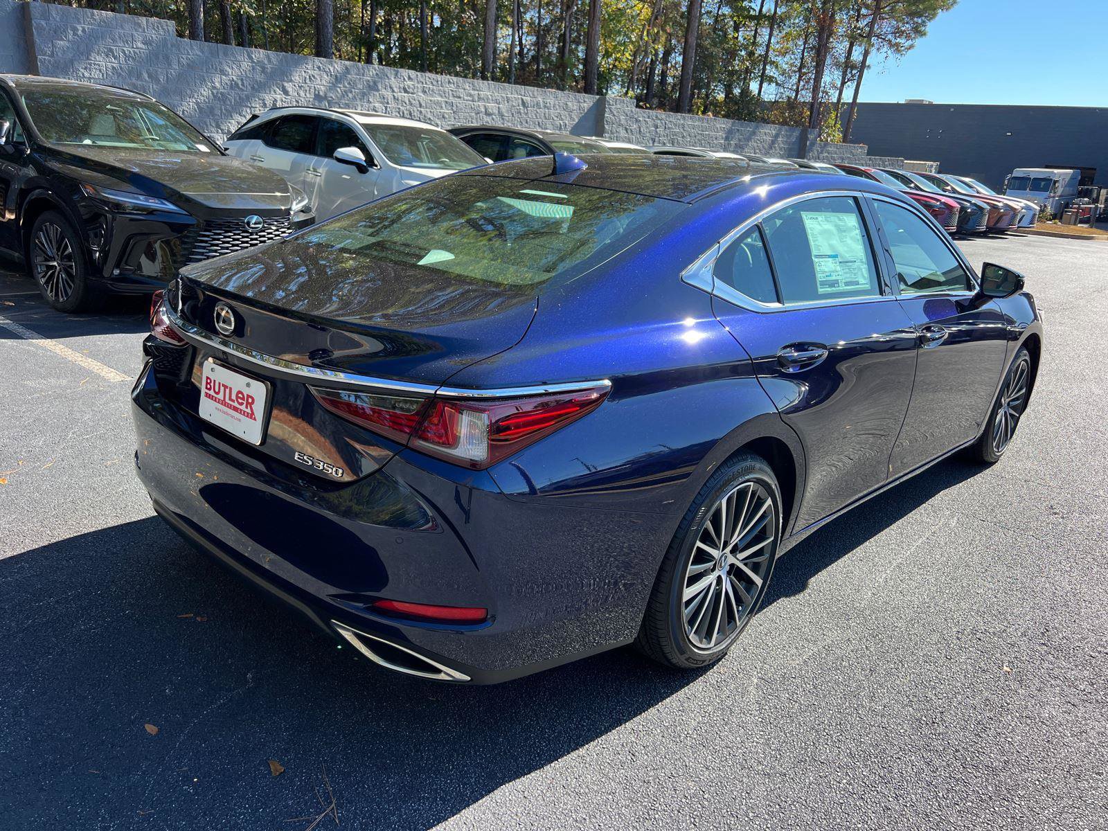 New 2025 Lexus ES 350 w/ Premium Package image 6