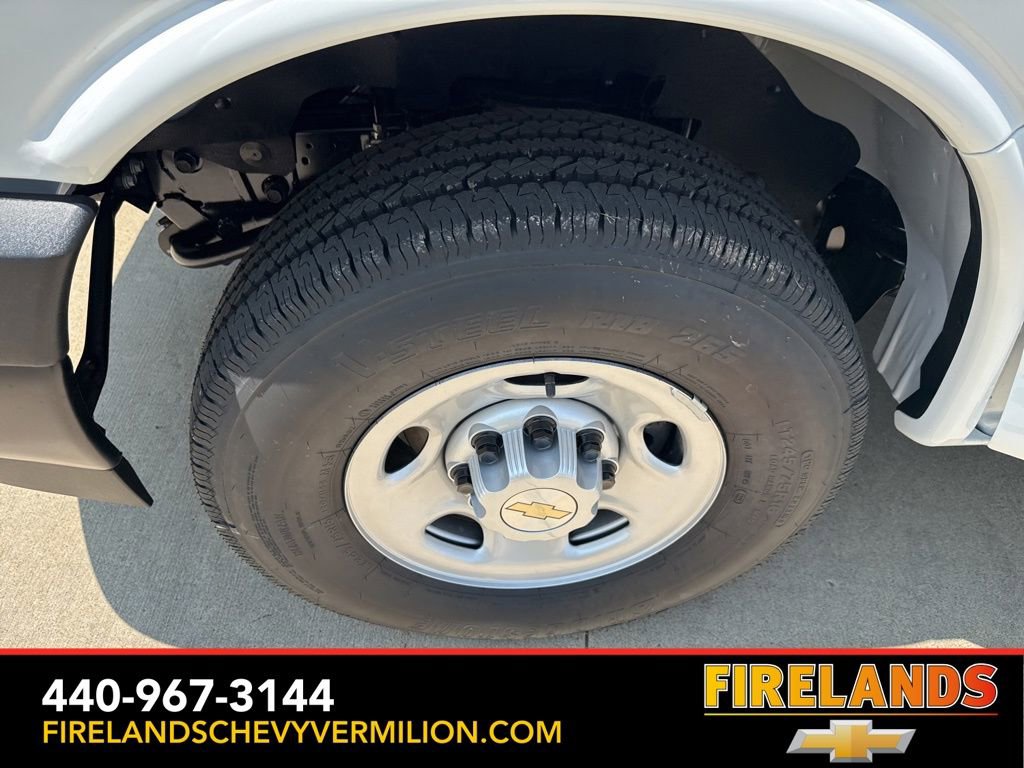 New 2025 Chevrolet Express 2500 w/ Driver Convenience Package image 42