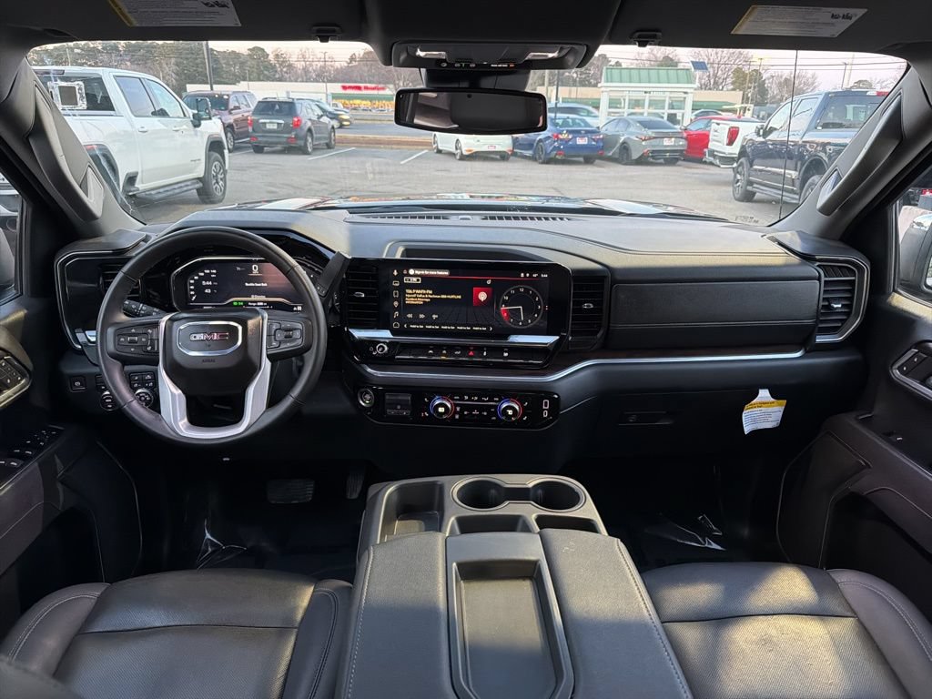 Used 2025 GMC Sierra 1500 SLT AWD/4WD image 22