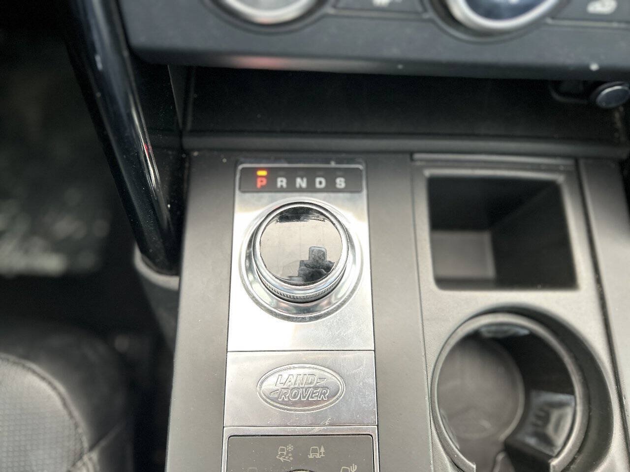 Used 2018 Land Rover Discovery SE AWD/4WD image 74