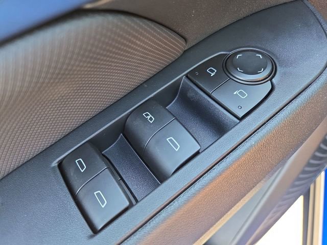 New 2026 Chevrolet Equinox EV LT image 23