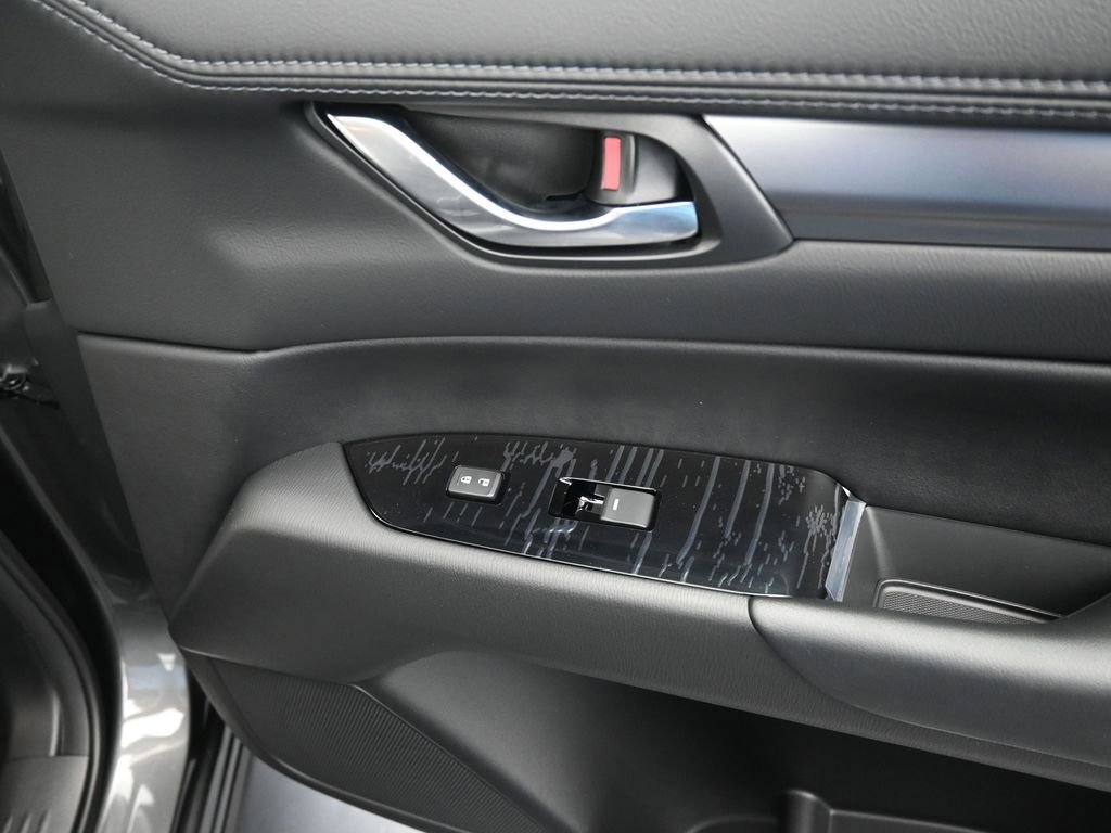 Used 2025 MAZDA CX-5 AWD 2.5 S w/ Select Package image 16