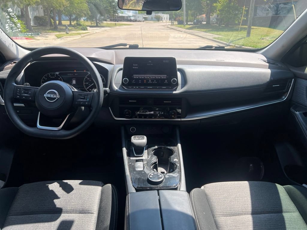 Used 2023 Nissan Rogue SV AWD/4WD image 7