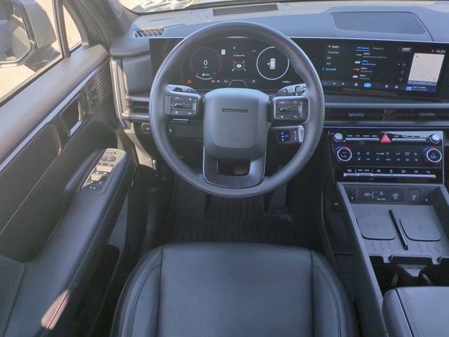Used 2025 Hyundai Santa Fe Calligraphy image 18