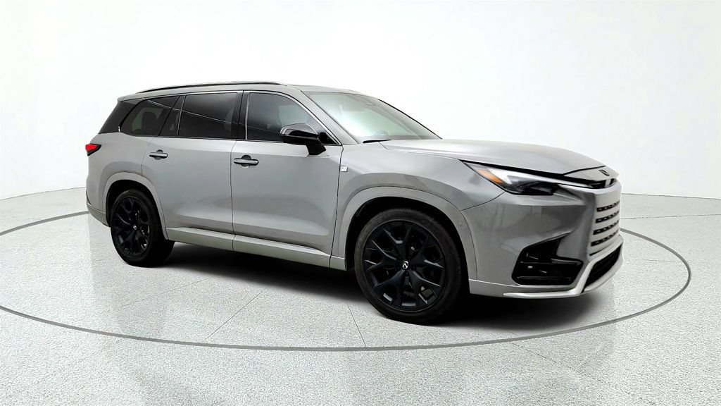 Used 2025 Lexus TX 350 AWD w/ Technology Package image 3