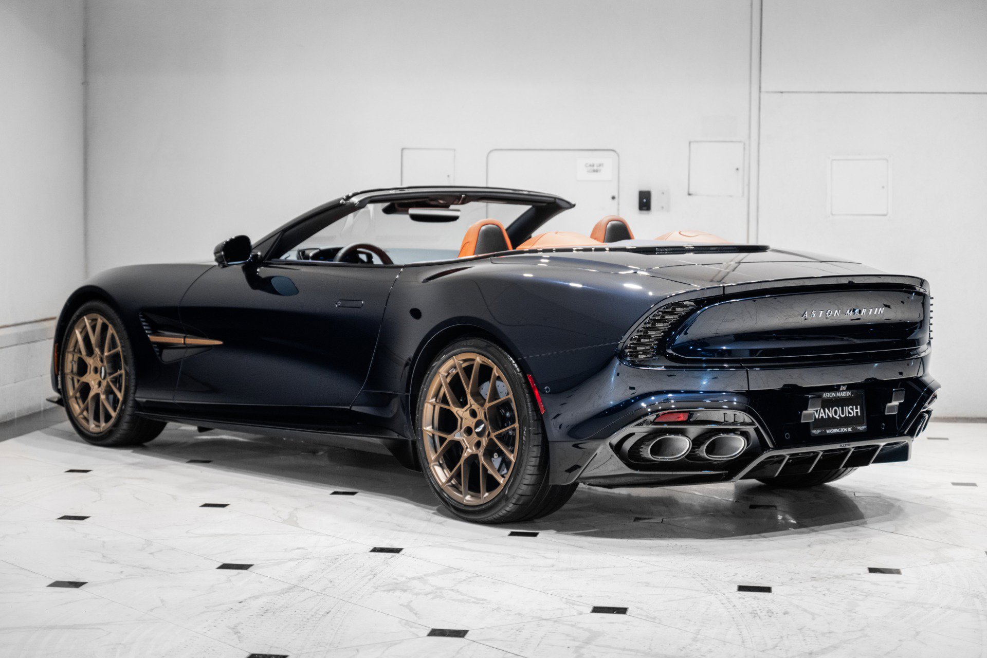 New 2026 Aston Martin Vanquish Convertible image 2