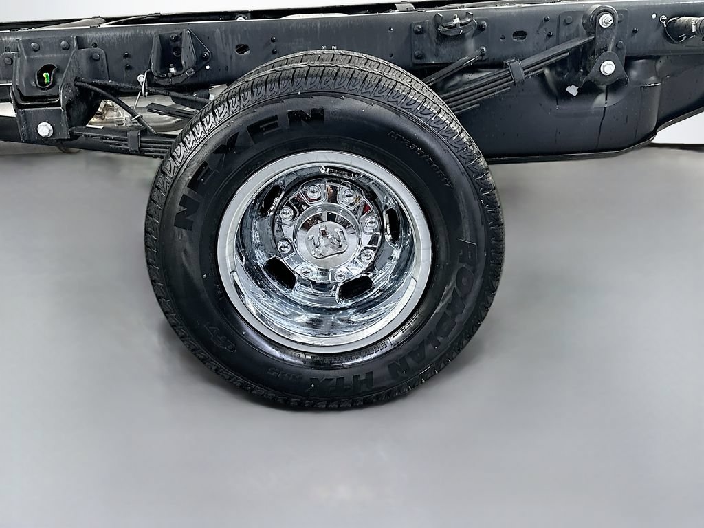 New 2026 RAM 3500 Tradesman w/ Chrome Appearance Group A AWD/4WD image 16