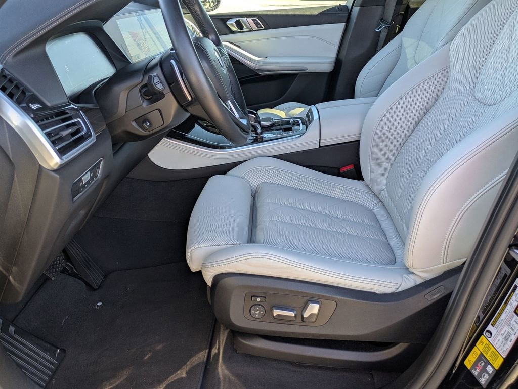 Used 2023 BMW X5 xDrive45e AWD/4WD image 11