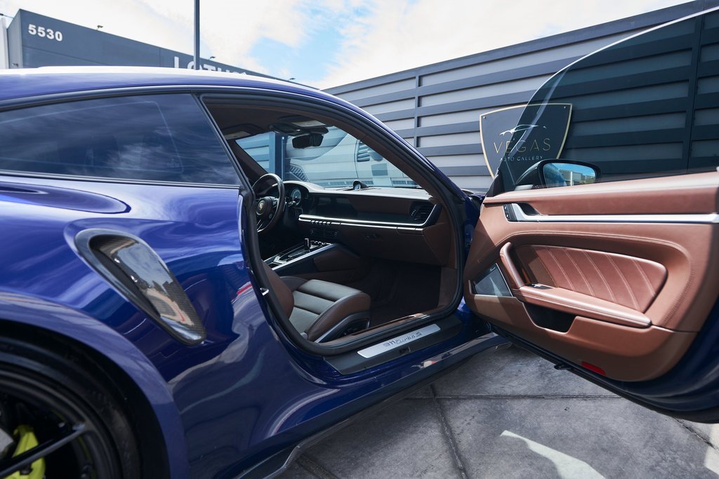 Used 2022 Porsche 911 Turbo S image 25