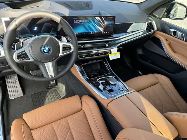 New 2026 BMW X5 xDrive50e w/ M Sport Package image 10