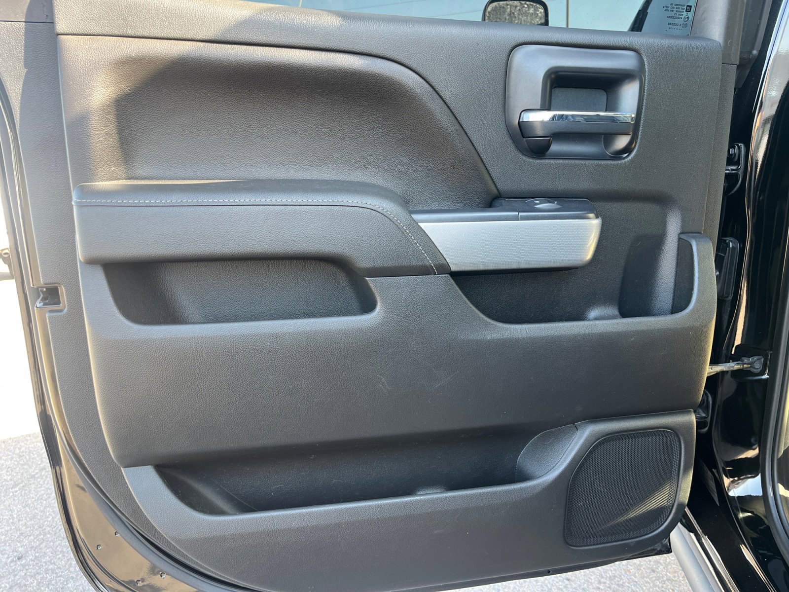 Used 2015 Chevrolet Silverado 2500 LTZ w/ Duramax Plus Package image 16