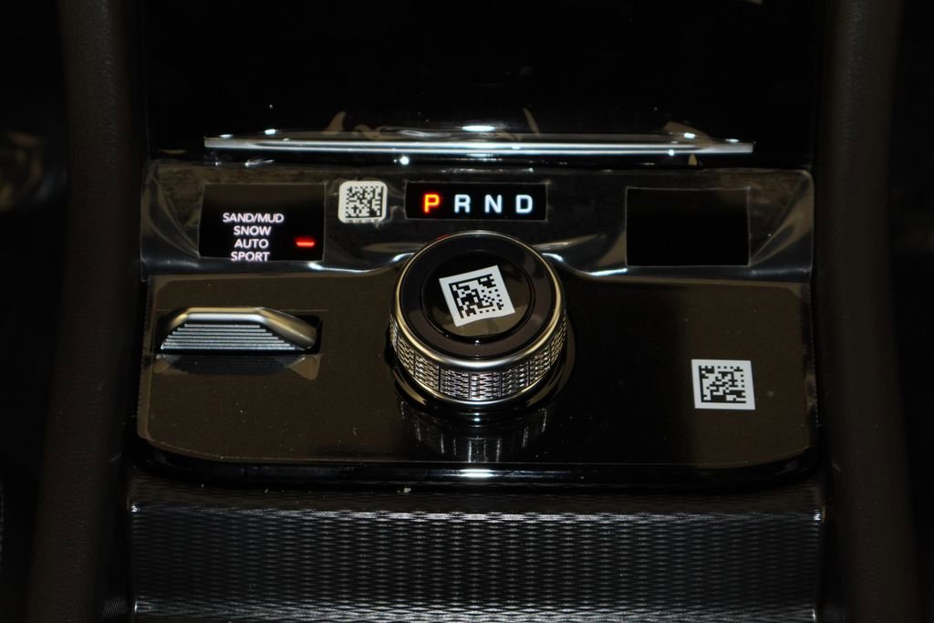 New 2025 Jeep Grand Cherokee Limited image 13