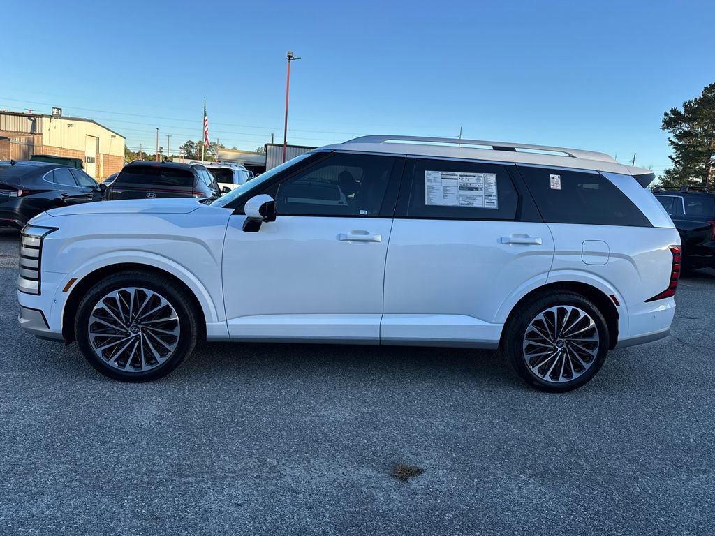 New 2026 Hyundai Palisade Calligraphy FWD image 2
