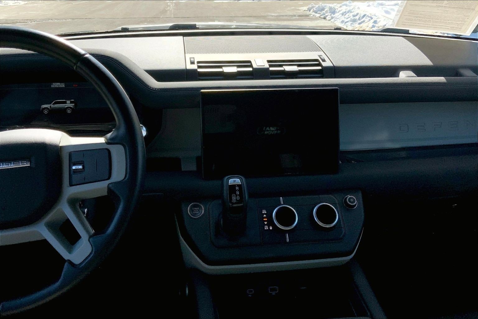 Used 2022 Land Rover Defender 110 X-Dynamic SE image 6