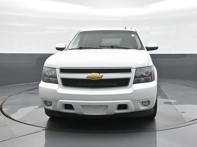 Used 2014 Chevrolet Suburban LT AWD/4WD image 2