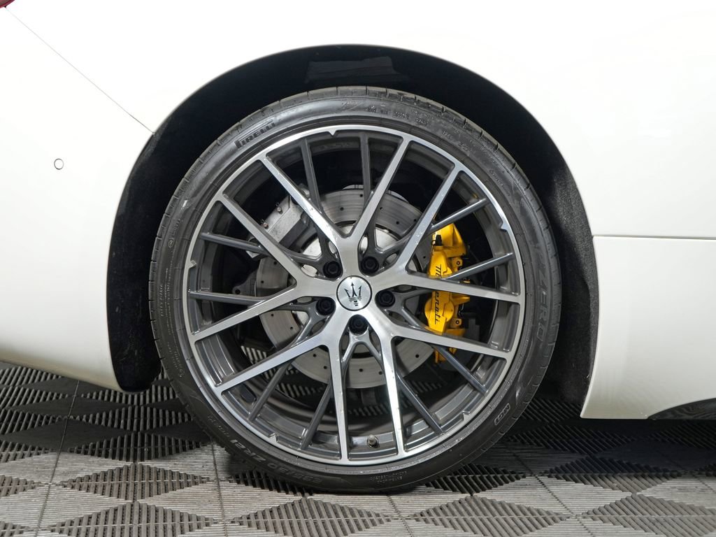 Used 2024 Maserati GranTurismo Trofeo AWD/4WD image 14