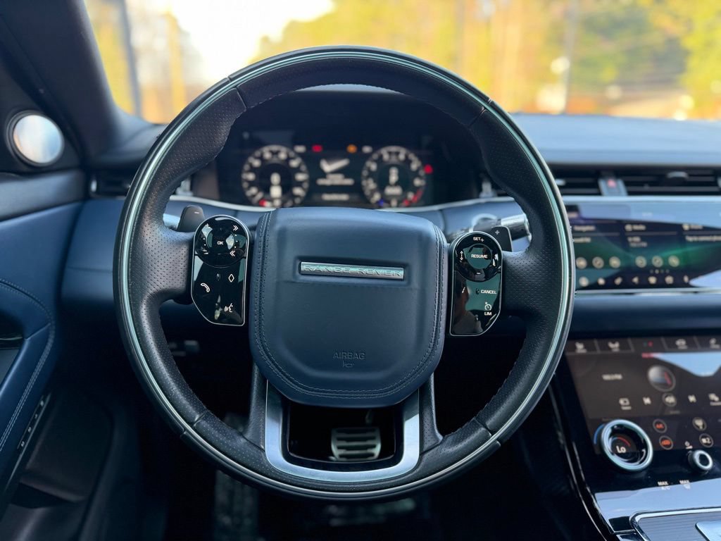 Used 2020 Land Rover Range Rover Evoque R-Dynamic SE AWD/4WD image 43