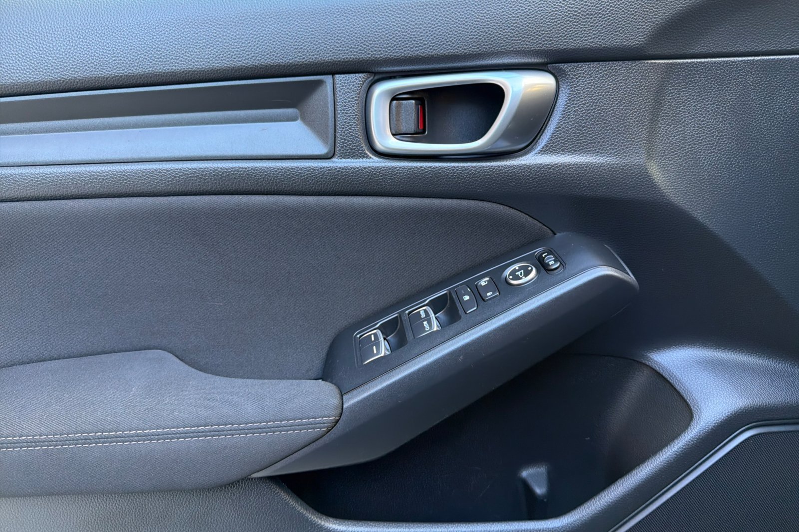 Used 2024 Honda Civic Sport image 11