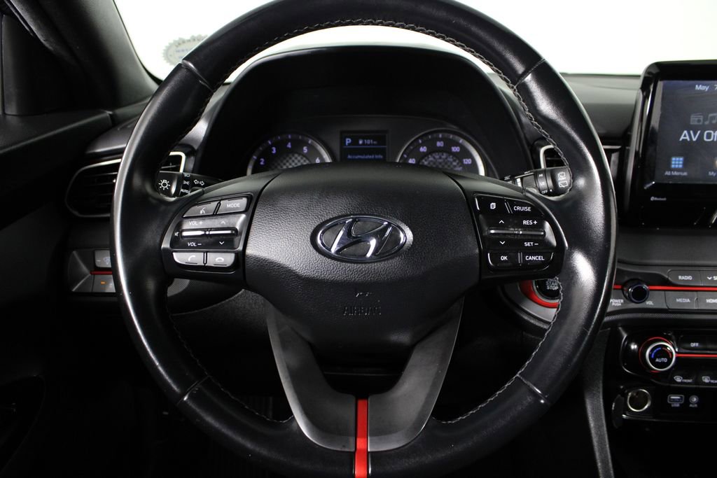 Used 2020 Hyundai Veloster 2.0 Premium FWD image 24