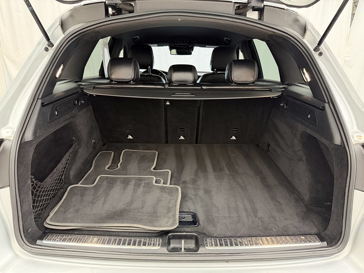 Used 2017 Mercedes-Benz GLC 300 4MATIC image 31