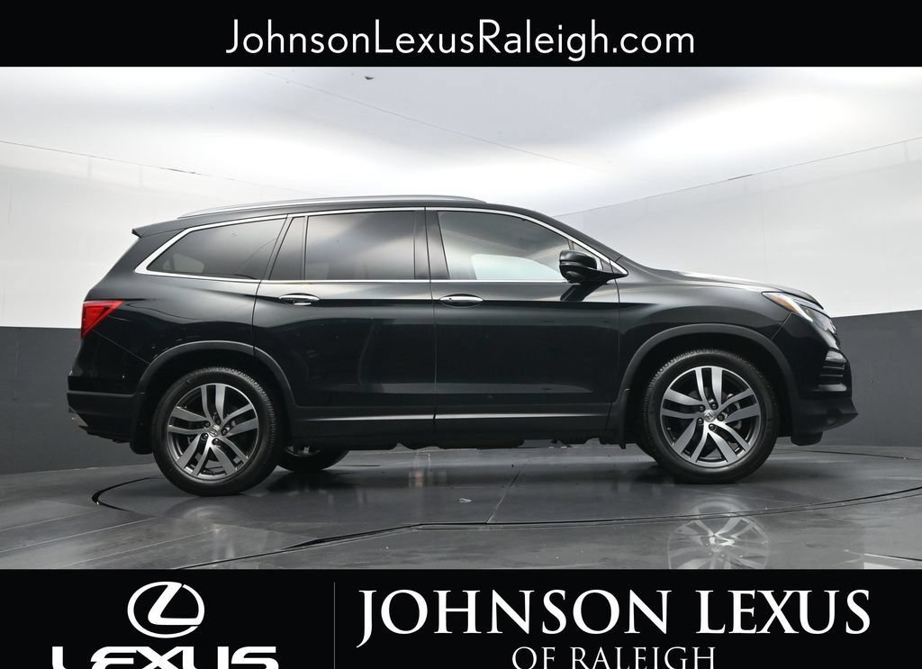Used 2016 Honda Pilot Touring image 22