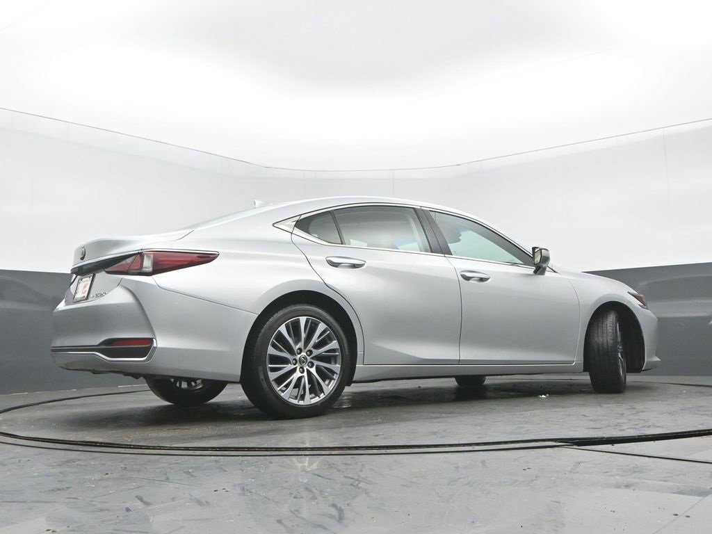 Used 2021 Lexus ES 250 w/ Premium Package image 30