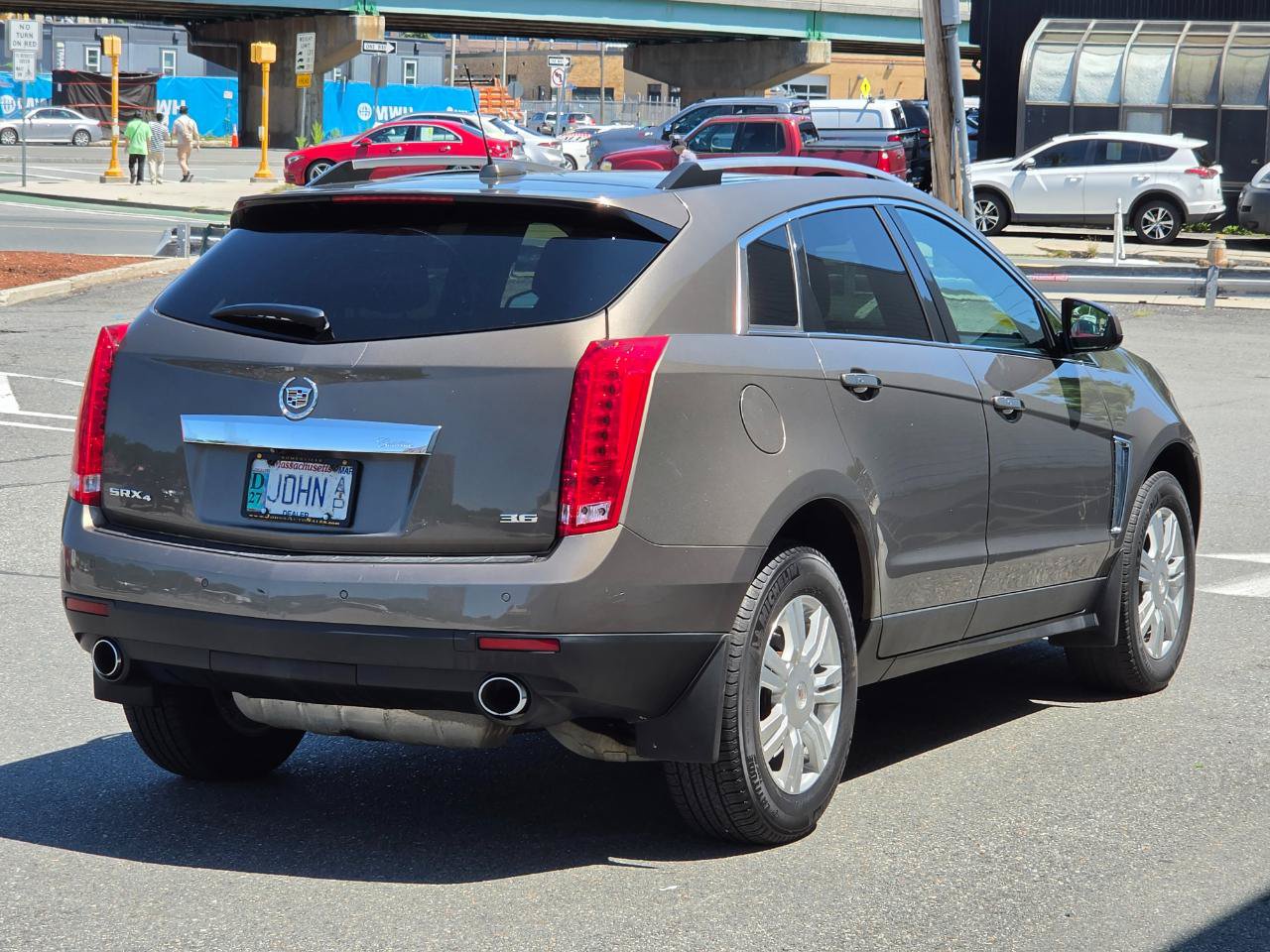 Used 2016 Cadillac SRX Luxury w/ Driver Awareness Package AWD/4WD image 7
