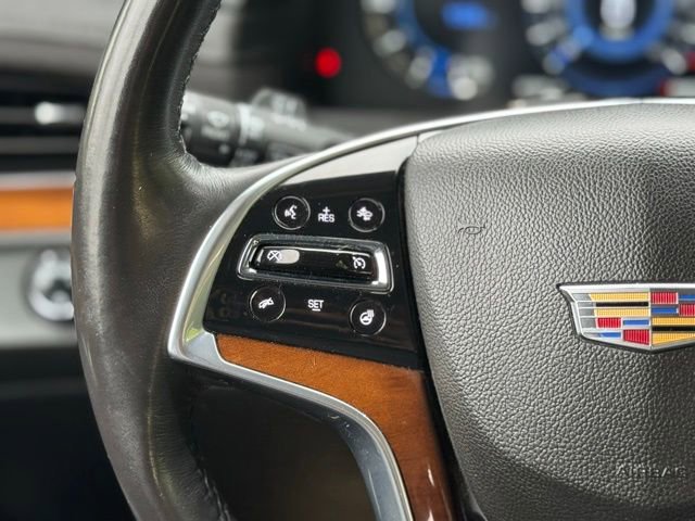 Used 2020 Cadillac Escalade ESV Luxury AWD/4WD image 25