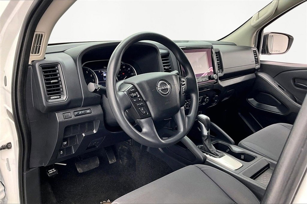 Used 2022 Nissan Frontier S image 14