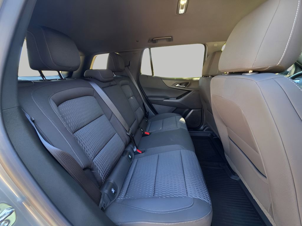 New 2026 Chevrolet Equinox LT image 7