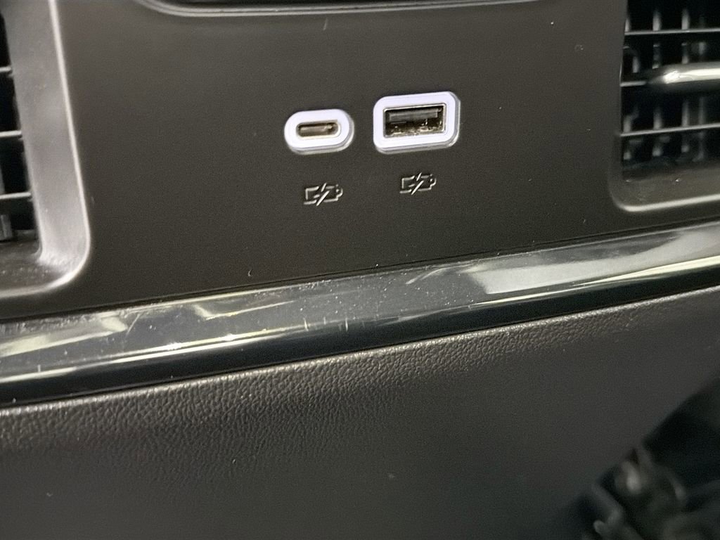 Used 2023 GMC Sierra 1500 AT4 w/ AT4 Preferred Package image 29