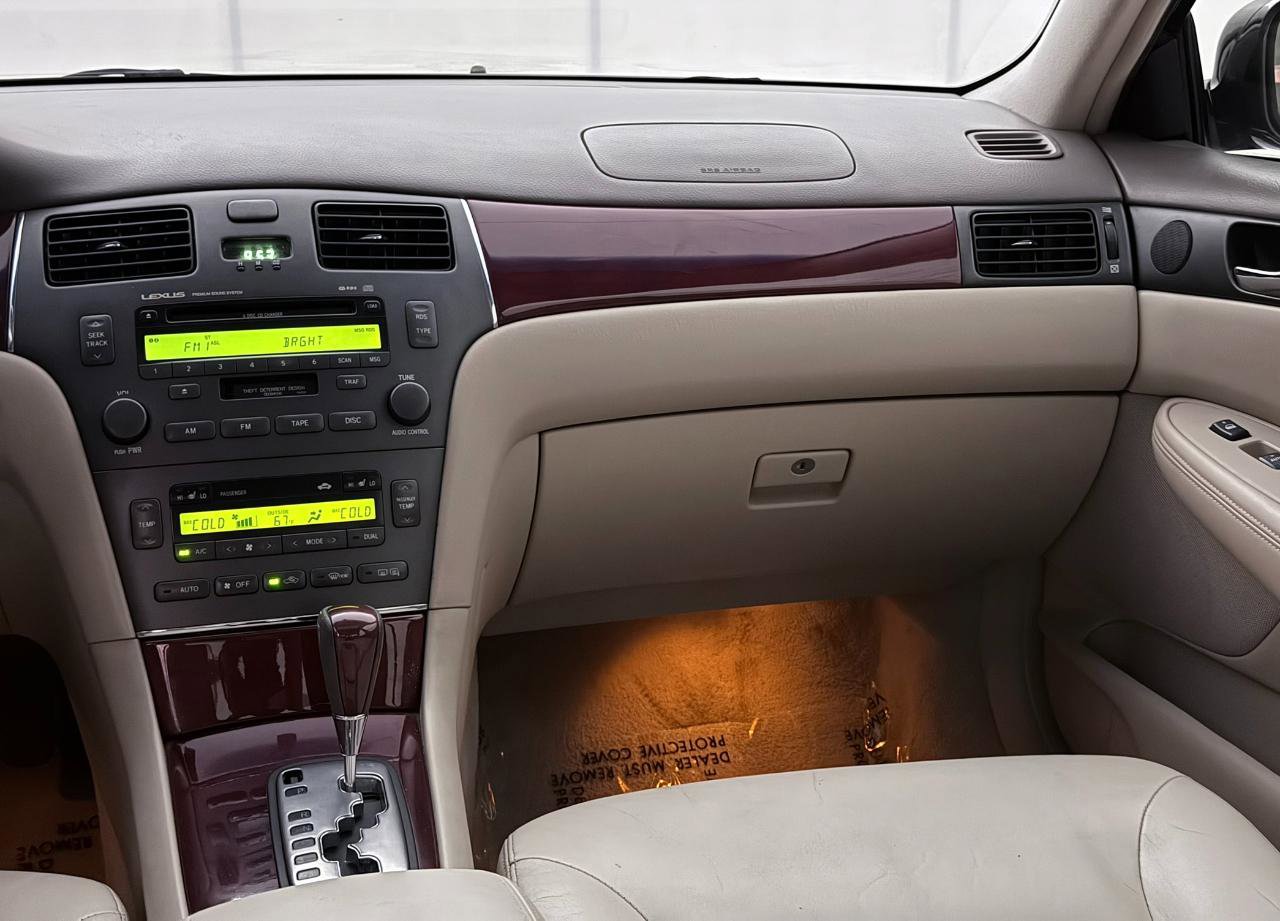 Used 2003 Lexus ES 330 image 28