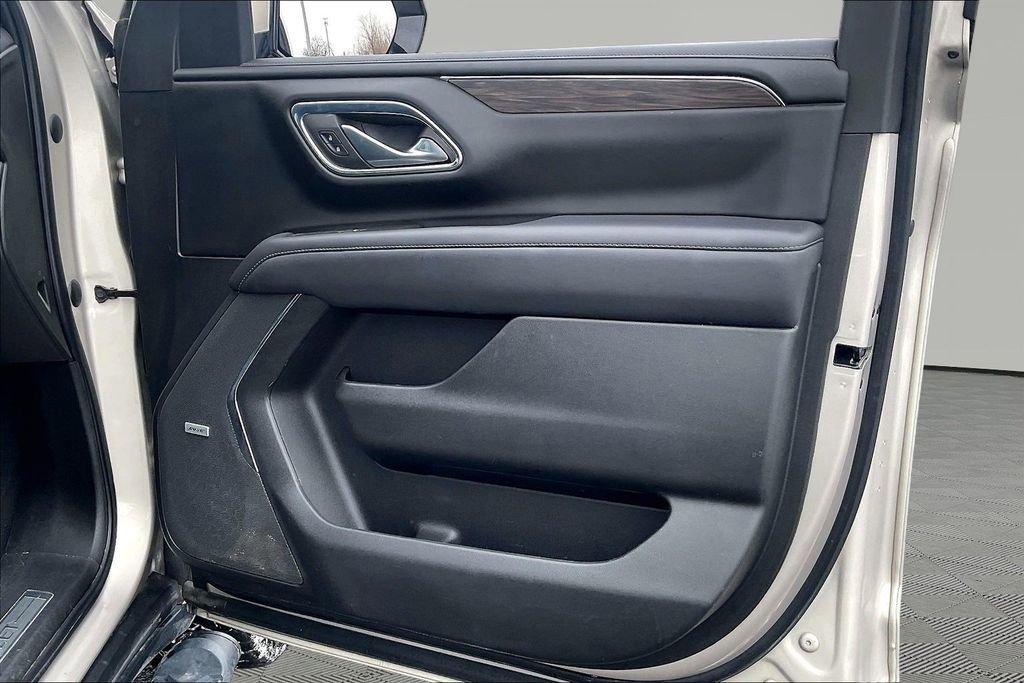 Used 2022 Chevrolet Suburban Z71 w/ Z71 Off-Road Package image 31