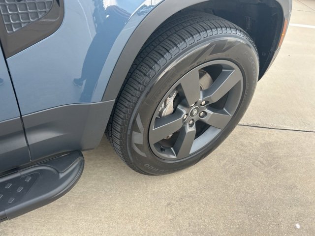 Used 2024 Land Rover Defender 110 S image 16