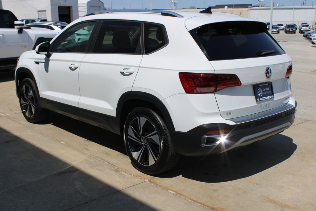 Certified 2024 Volkswagen Taos SE AWD/4WD image 4